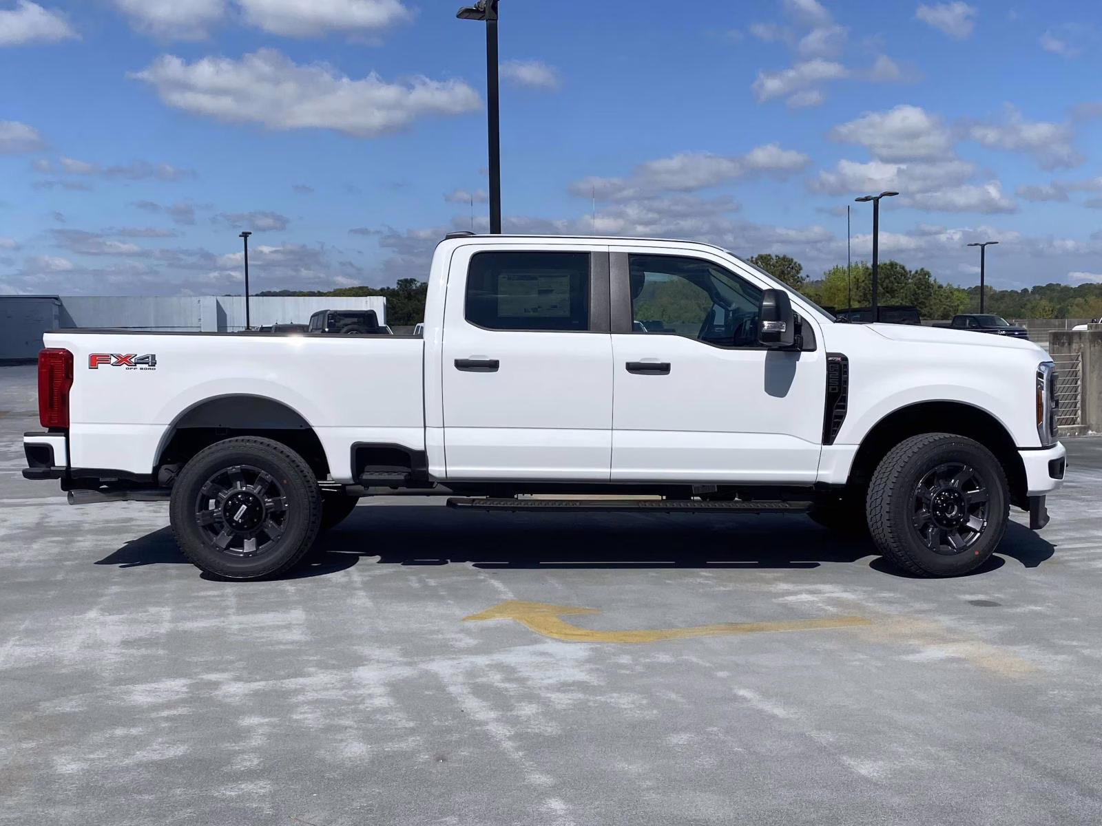 2026 Oxford White Ford Super Duty F-250 SRW XL 4X4 Truck