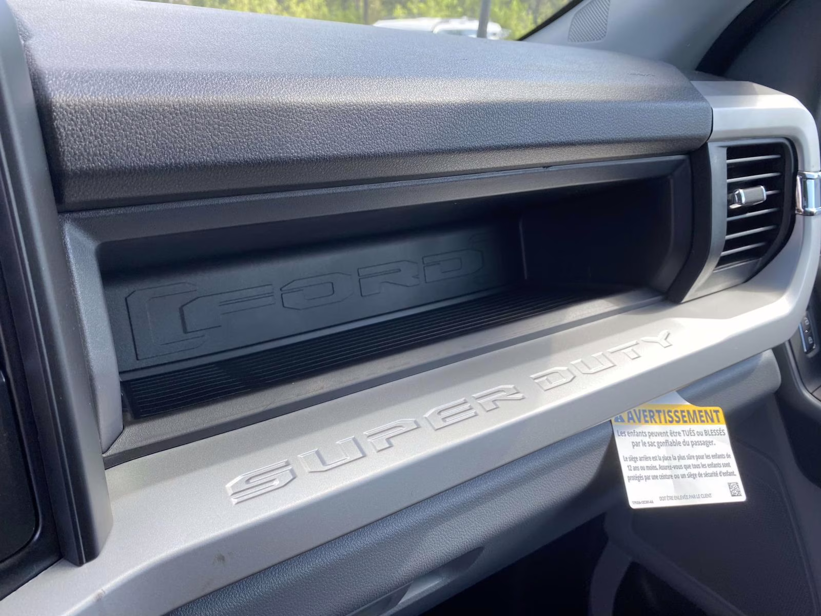 2026 Oxford White Ford Super Duty F-250 SRW XL 4X4 Truck