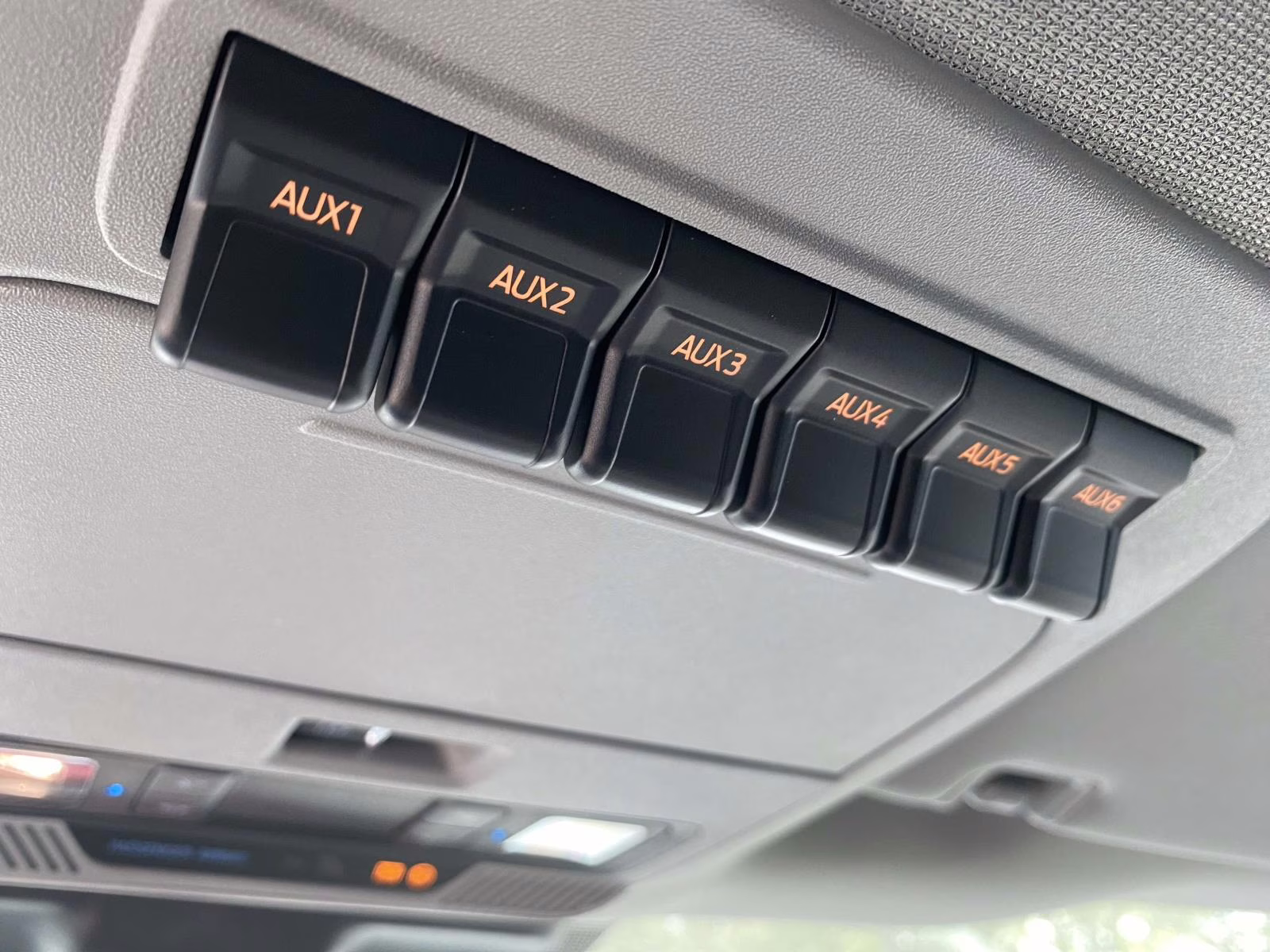 2026 Oxford White Ford Super Duty F-250 SRW XL 4X4 Truck