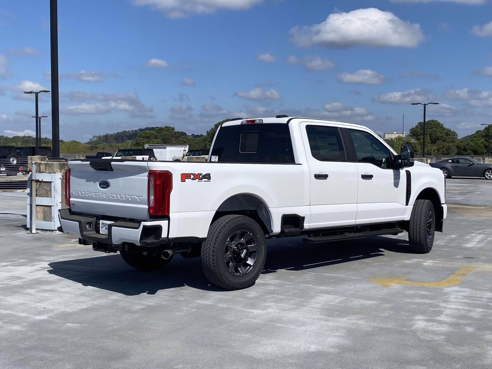 2026 Oxford White Ford Super Duty F-250 SRW XL 4X4 Truck