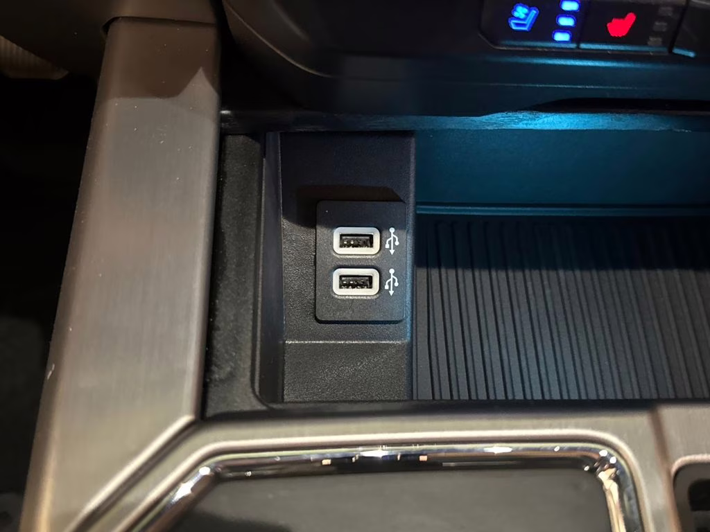 2019 Agate Black Metallic Ford F-150 Platinum RWD Truck