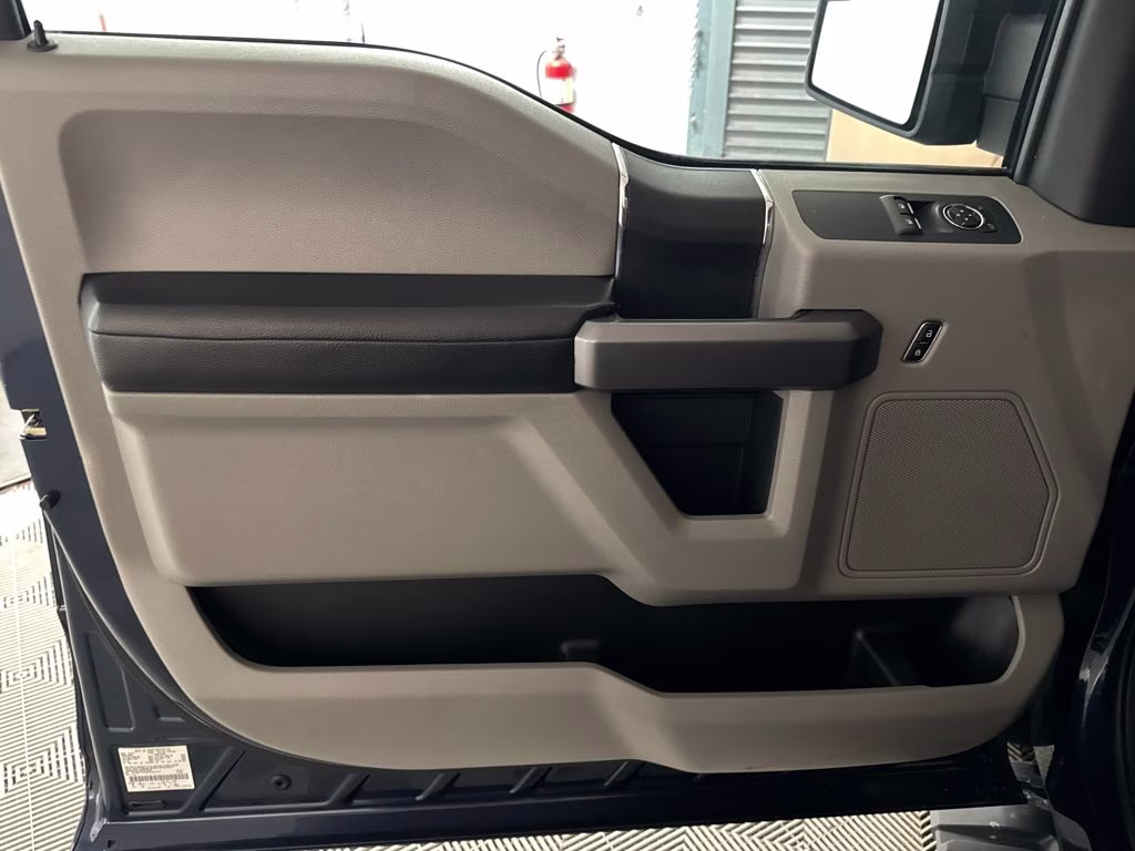 2015 Blue Jeans Metallic Ford F-150 XLT RWD Truck