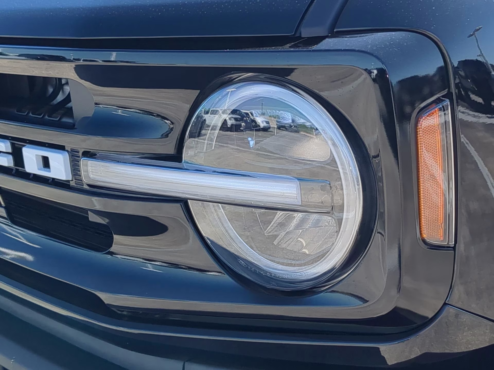 2026 Shadow Black Ford Bronco Outer Banks 4X4 Convertible