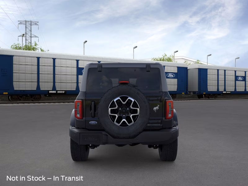 2026 Shadow Black Ford Bronco Outer Banks 4X4 Convertible