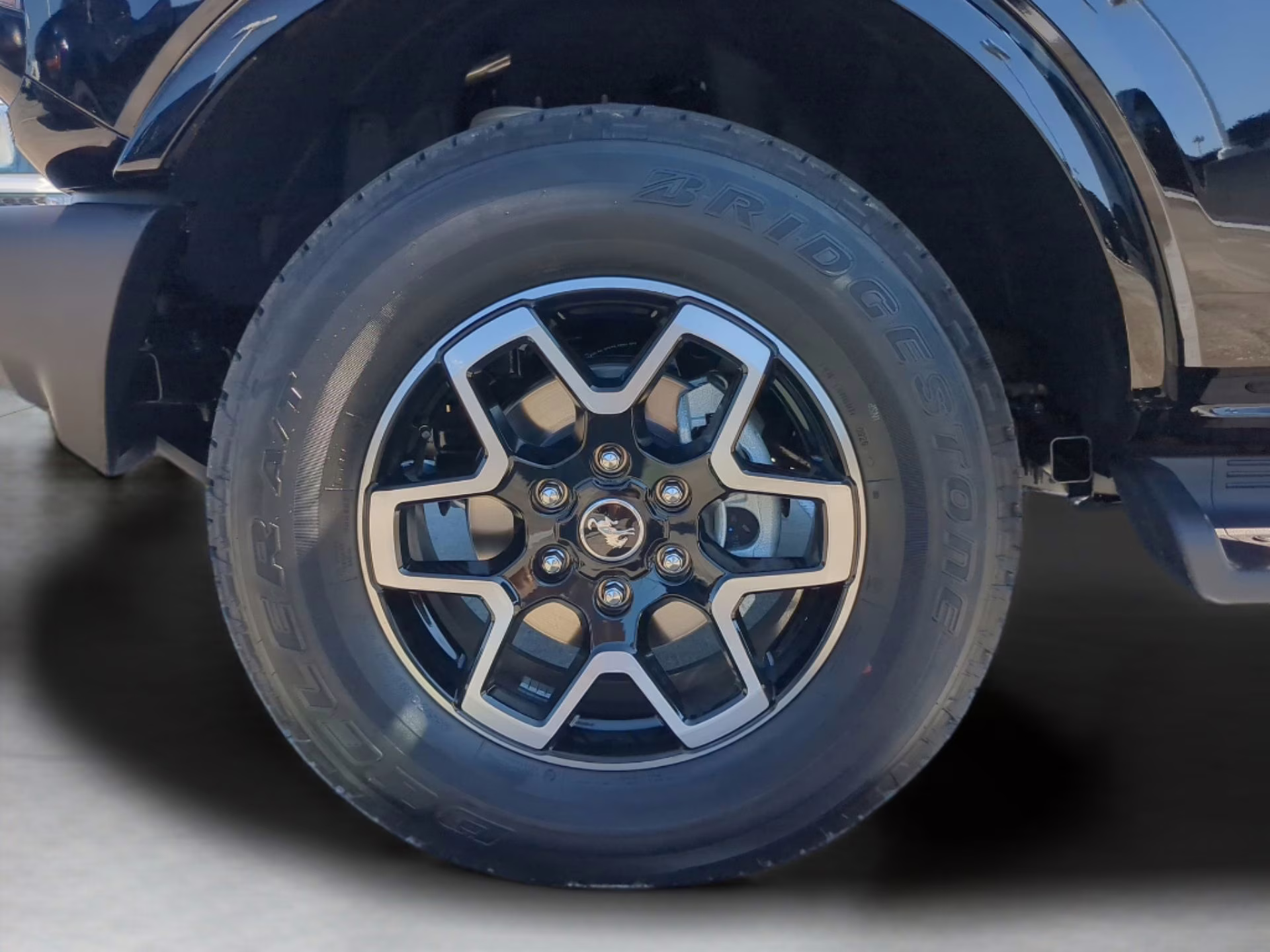 2026 Shadow Black Ford Bronco Outer Banks 4X4 Convertible