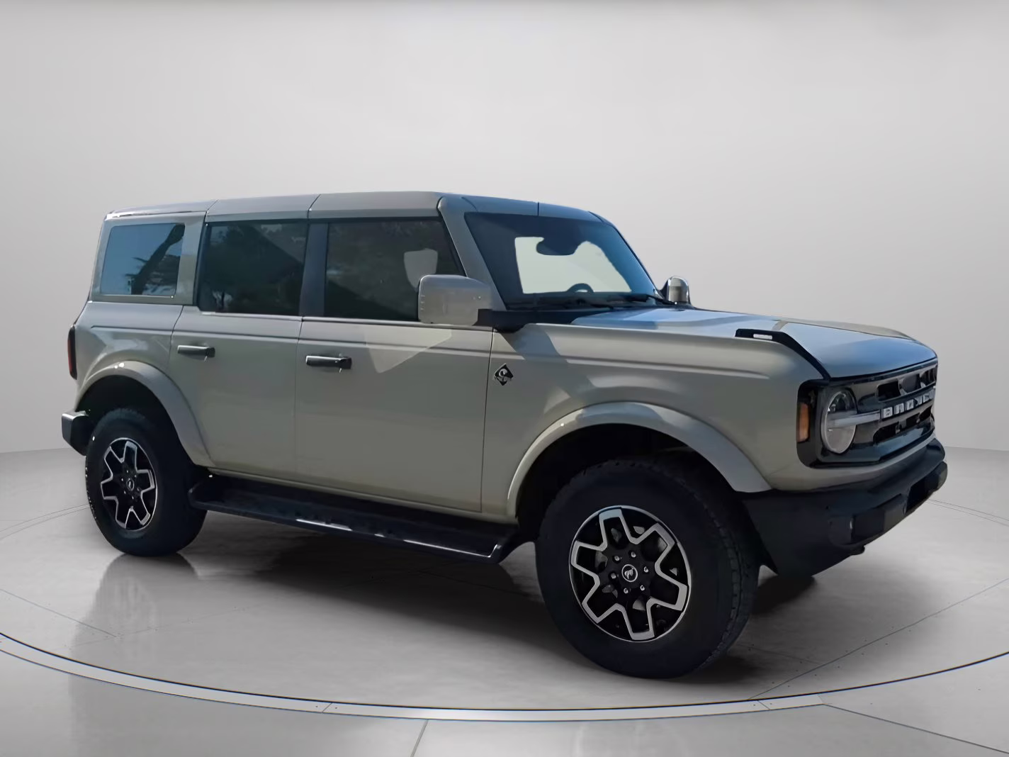 2026 Beige Ford Bronco Outer Banks 4X4 Convertible