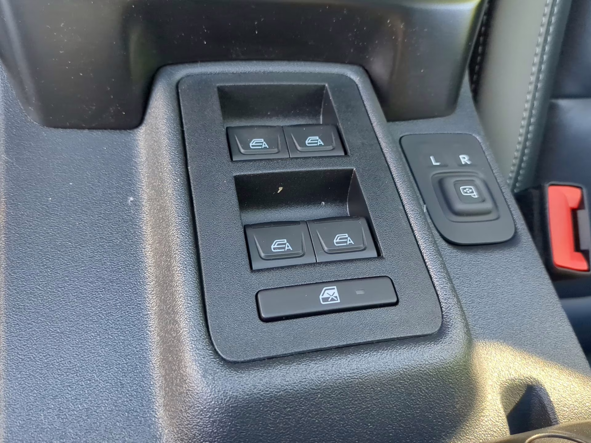 2026 Shadow Black Ford Bronco Outer Banks 4X4 Convertible