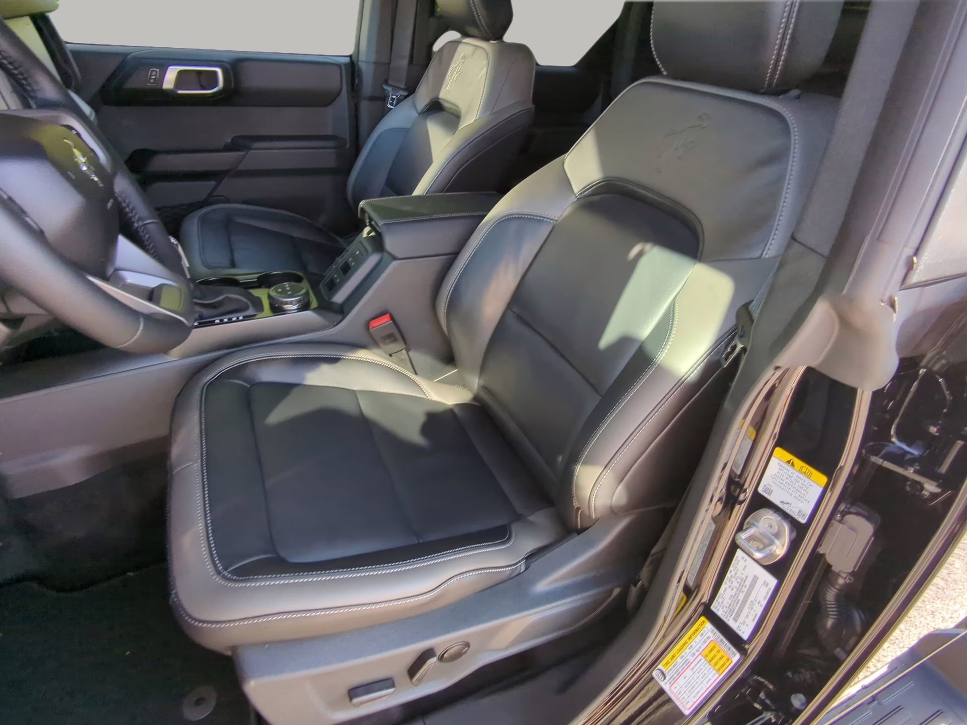 2026 Shadow Black Ford Bronco Outer Banks 4X4 Convertible