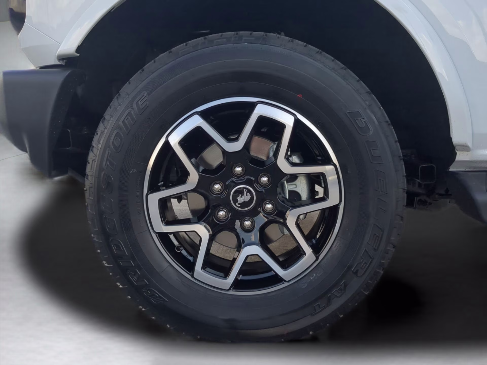 2026 Oxford White Ford Bronco Outer Banks 4X4 Convertible