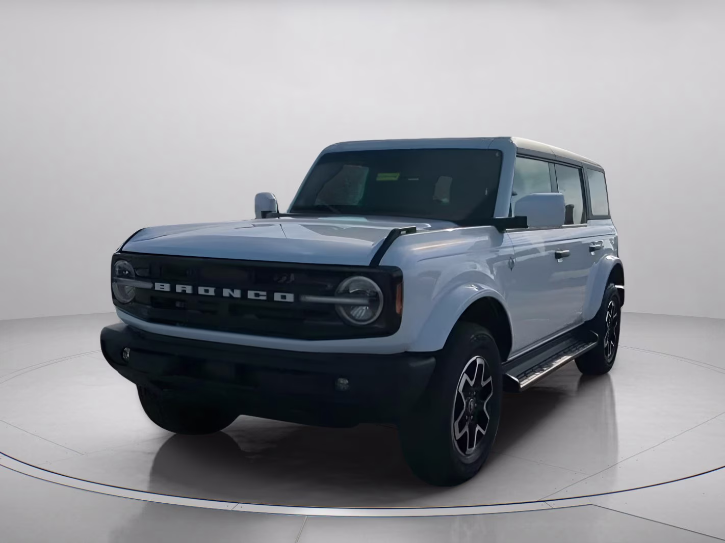 2026 Oxford White Ford Bronco Outer Banks 4X4 Convertible