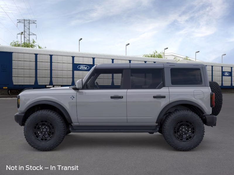 2026 Avalanche Gray Ford Bronco Outer Banks 4X4 Convertible
