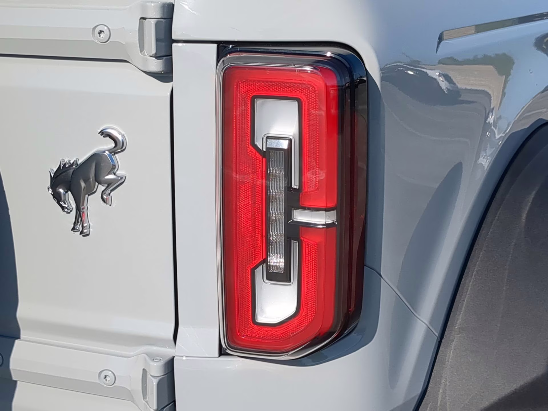 2026 Avalanche Gray Ford Bronco Outer Banks 4X4 Convertible