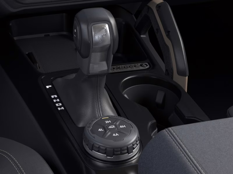 2026 Oxford White Ford Bronco Badlands 4X4 Convertible