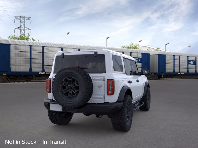 2026 Oxford White Ford Bronco Badlands 4X4 Convertible