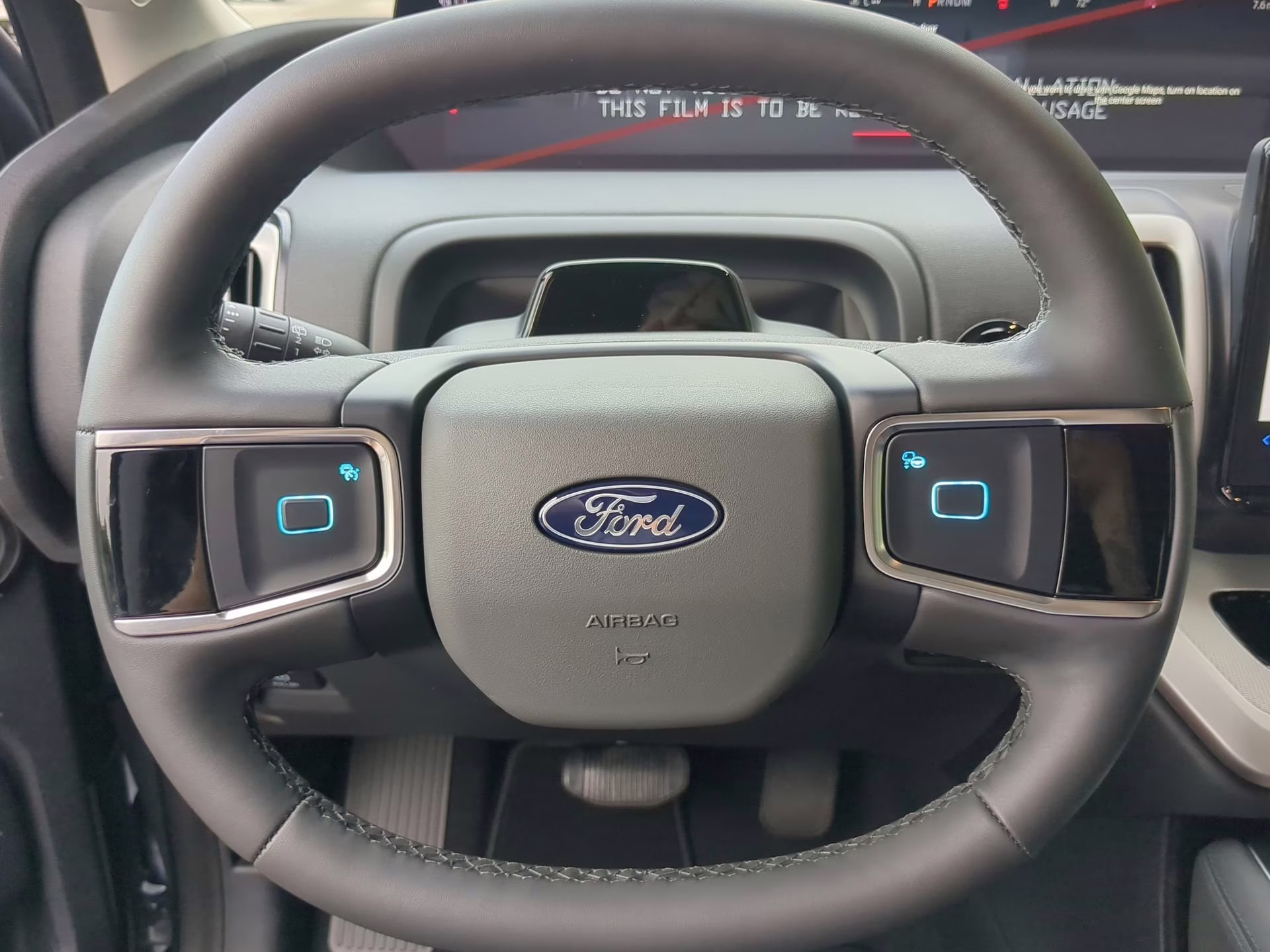 2026 Glacier Gray Metallic Tri-Coat Ford Expedition Max Active RWD SUV