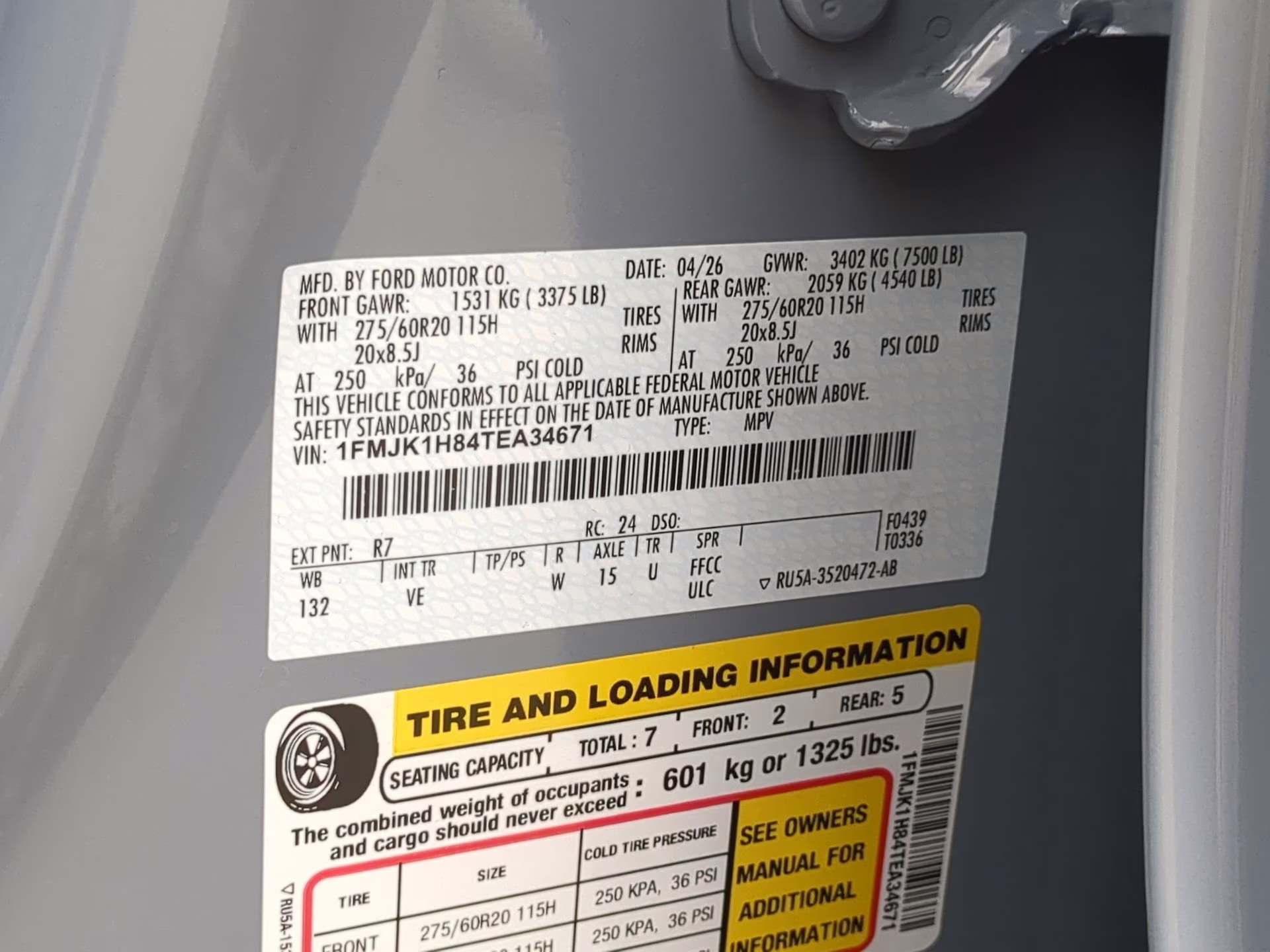 2026 Glacier Gray Metallic Tri-Coat Ford Expedition Max Active RWD SUV
