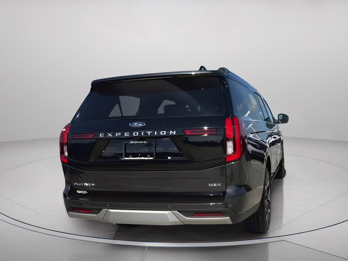 2026 Dark Matter Gray Metallic Ford Expedition Max Platinum 4X4 SUV