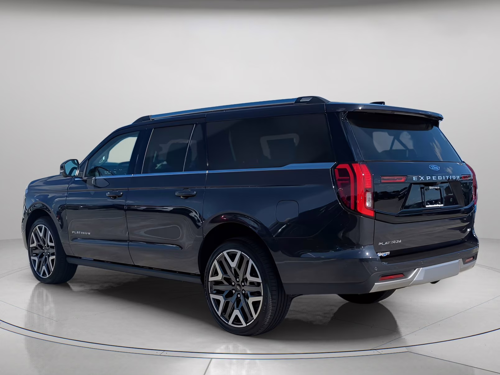 2026 Dark Matter Gray Metallic Ford Expedition Max Platinum 4X4 SUV