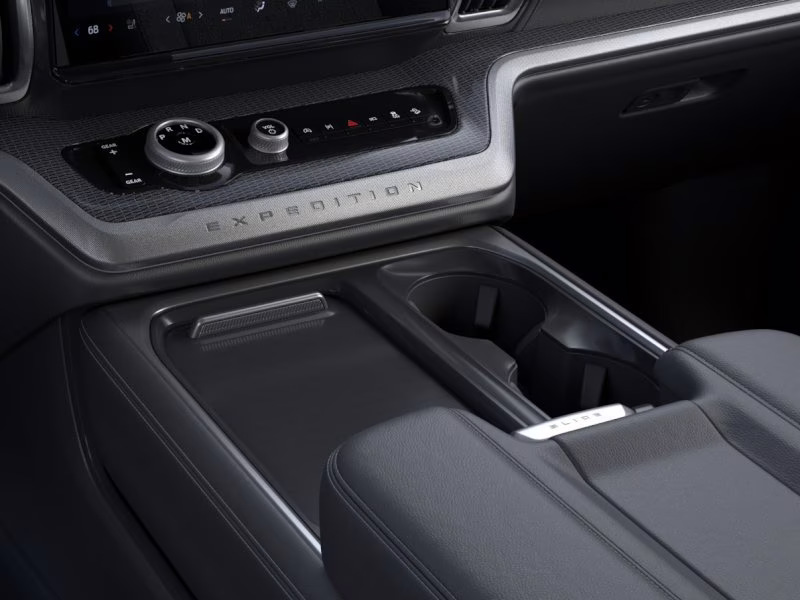 2026 Star White Metallic Tri-Coat Ford Expedition Platinum 4X4 SUV