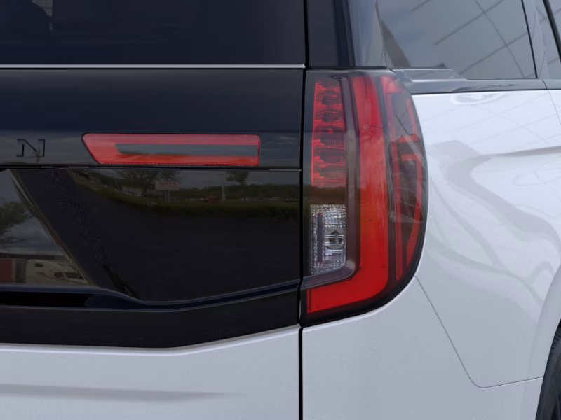 2026 Star White Metallic Tri-Coat Ford Expedition Platinum 4X4 SUV