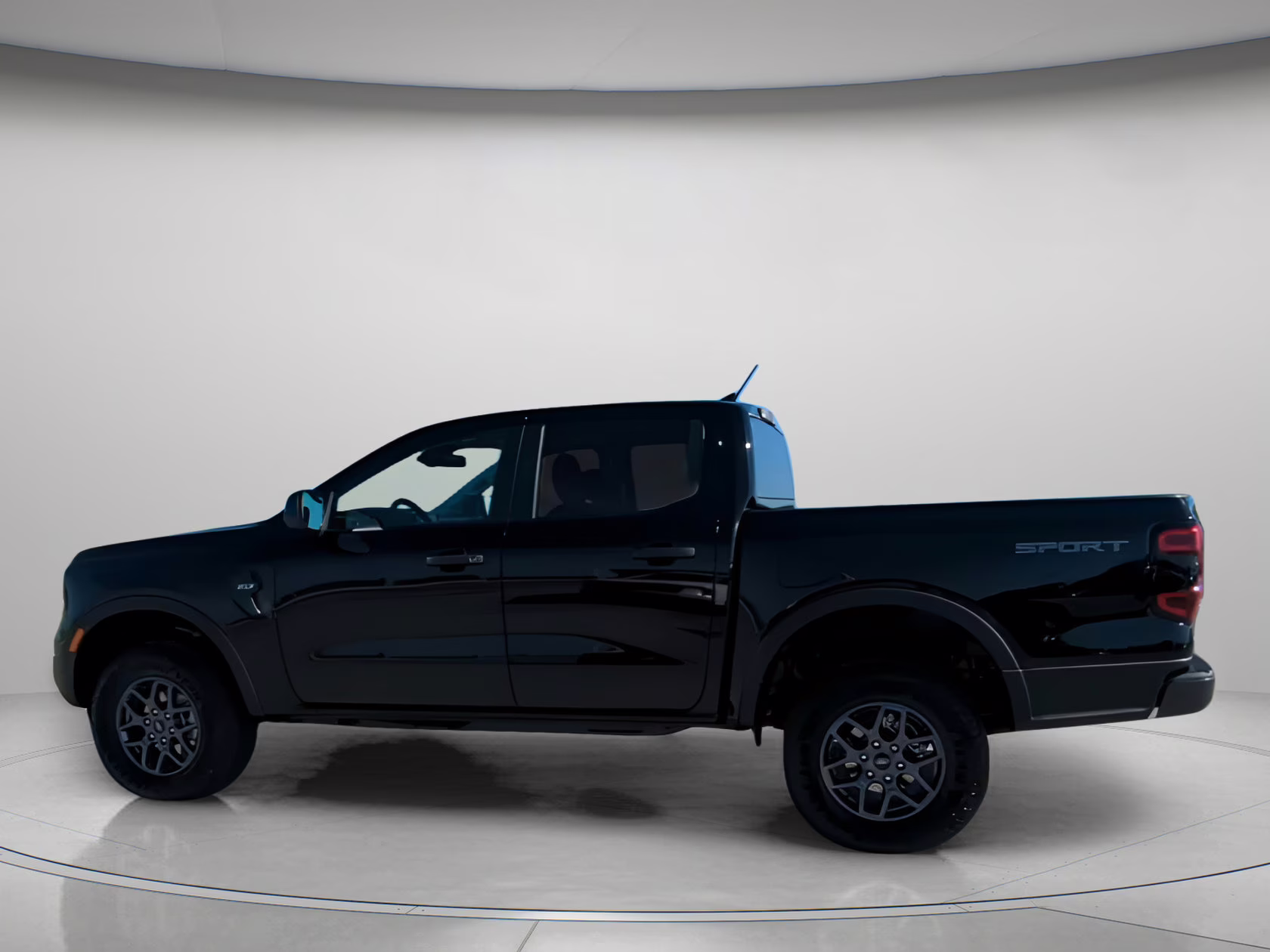2026 Shadow Black Ford Ranger XLT Crew Cab Pickup RWD Truck