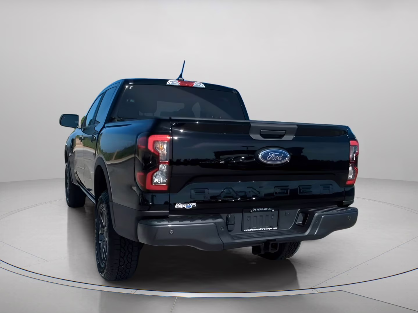 2026 Shadow Black Ford Ranger XLT Crew Cab Pickup RWD Truck