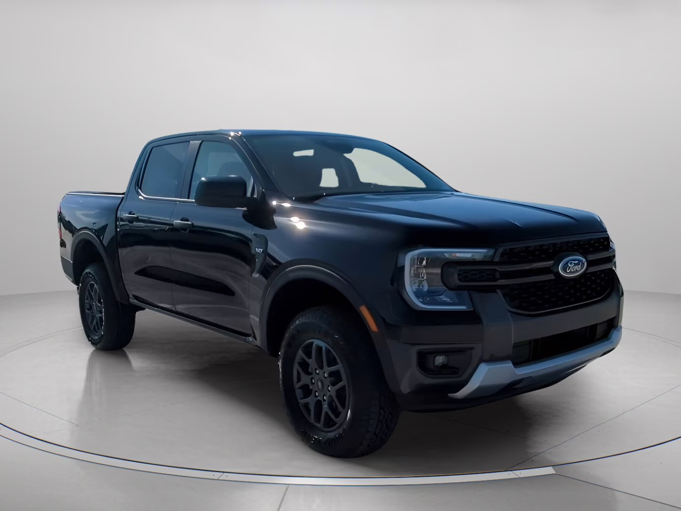 2026 Shadow Black Ford Ranger XLT Crew Cab Pickup RWD Truck