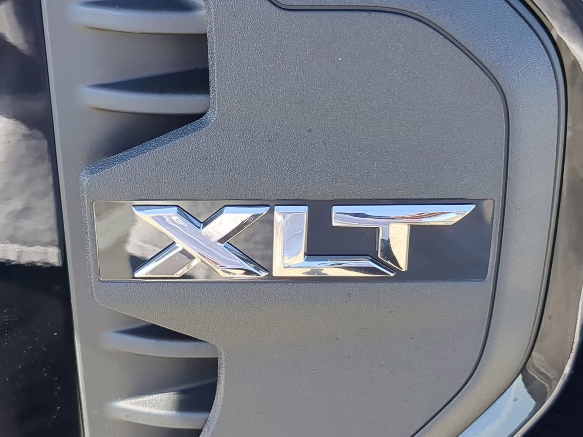 2026 Shadow Black Ford Ranger XLT Crew Cab Pickup RWD Truck