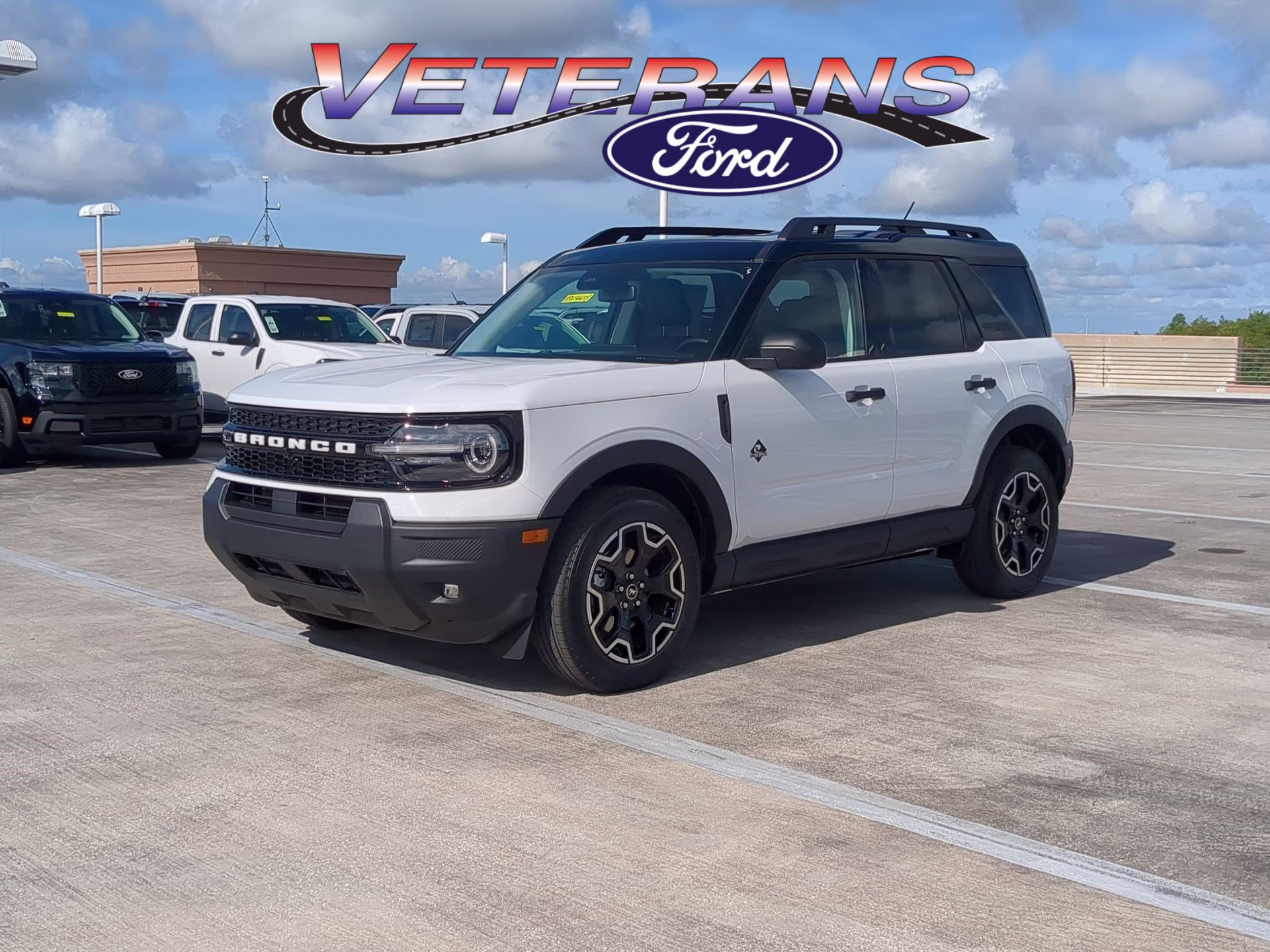 2026 Oxford White Ford Bronco Sport Outer Banks 4X4 SUV