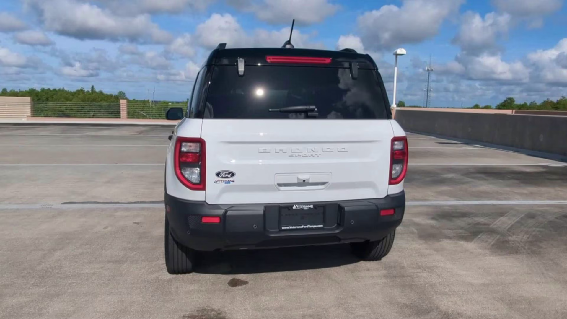 2026 Oxford White Ford Bronco Sport Outer Banks 4X4 SUV