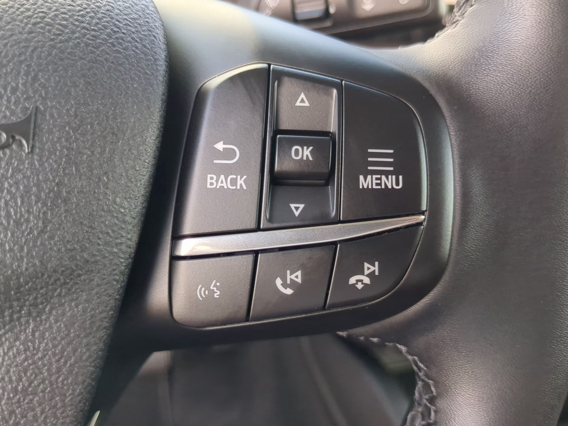 2026 Oxford White Ford Bronco Sport Outer Banks 4X4 SUV