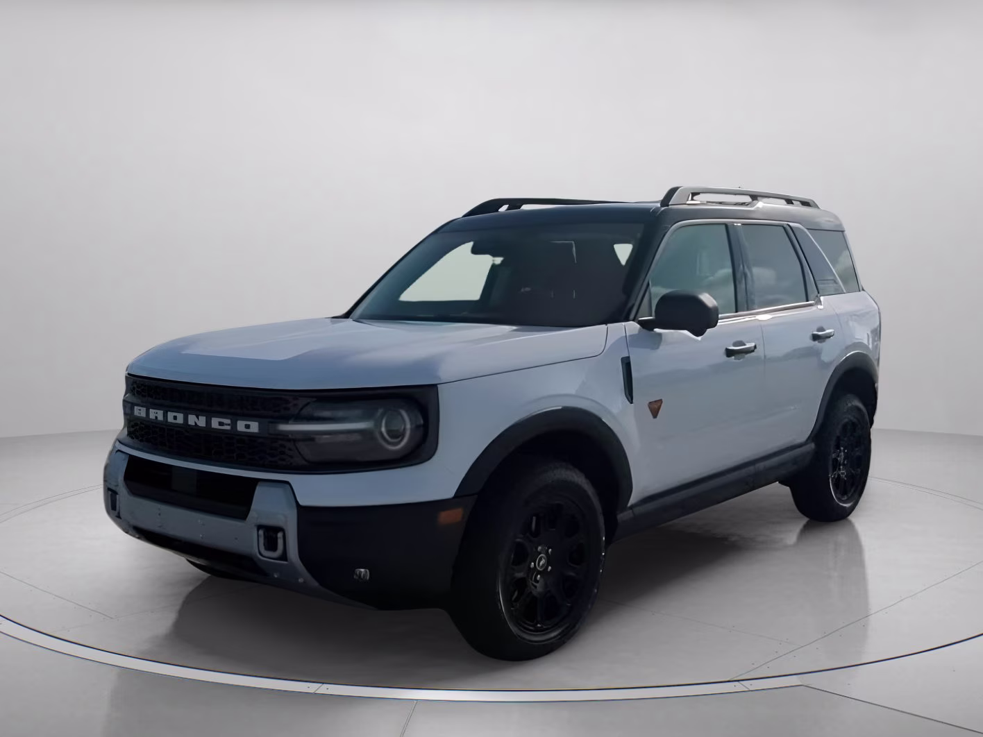 2026 Oxford White Ford Bronco Sport Badlands 4X4 SUV