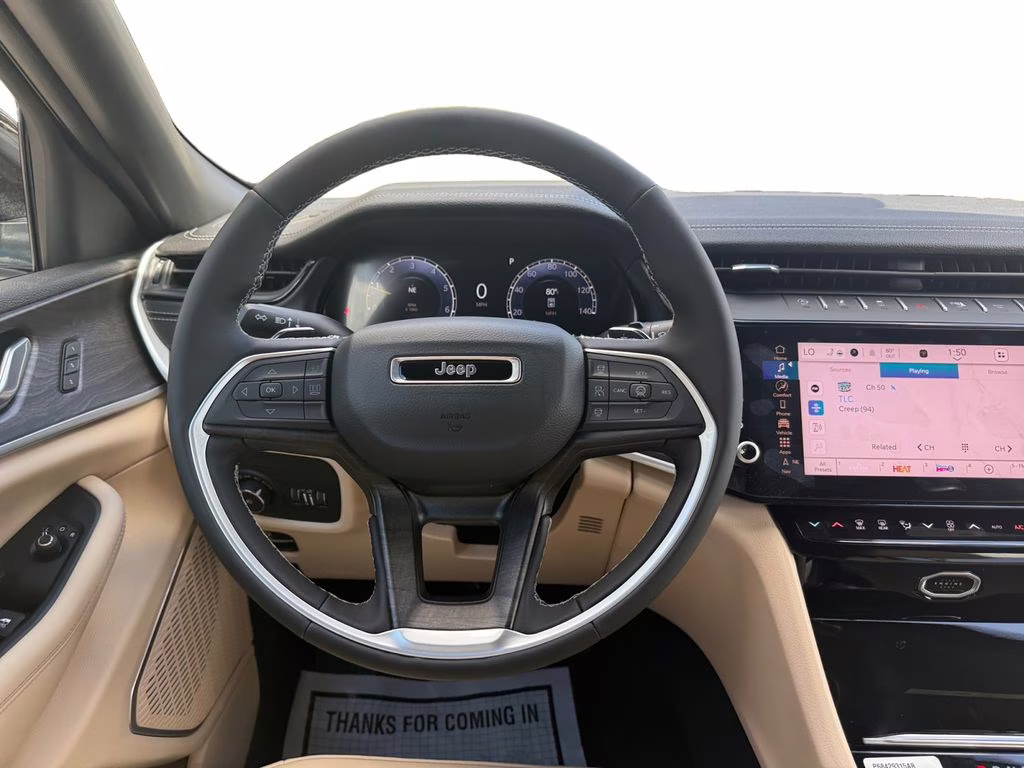 2026 Bright White Clearcoat Jeep Grand Cherokee Limited RWD SUV