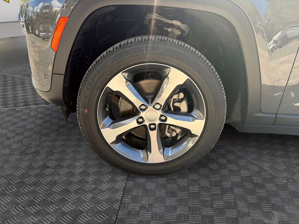 2026 Baltic Gray Metallic Clearcoat Jeep Grand Cherokee L Limited RWD SUV