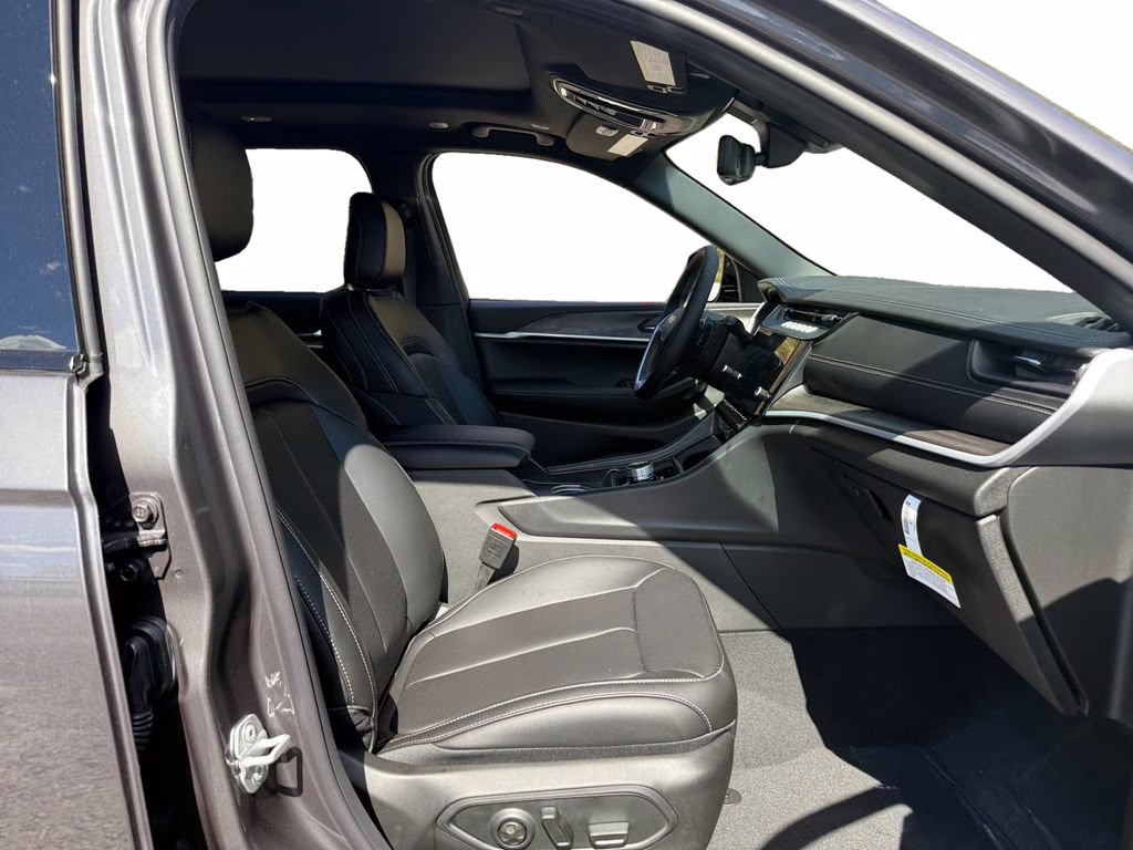 2026 Baltic Gray Metallic Clearcoat Jeep Grand Cherokee L Limited RWD SUV