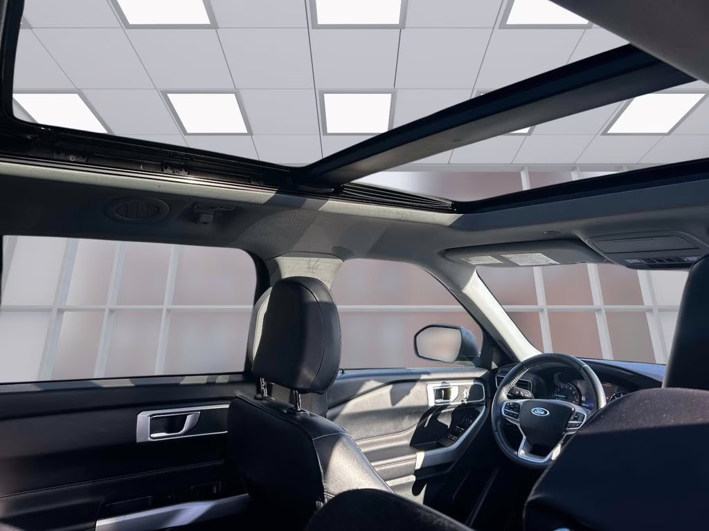 2022 Black Metallic Ford Explorer XLT 4X4 SUV