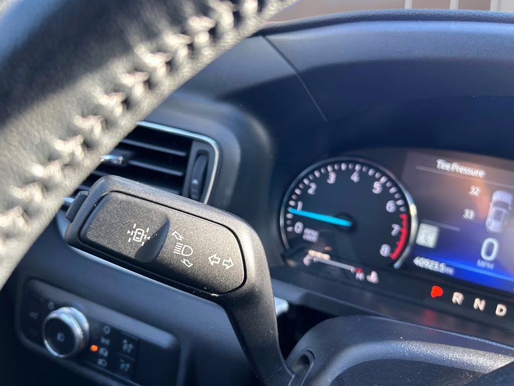 2022 Black Metallic Ford Explorer XLT 4X4 SUV