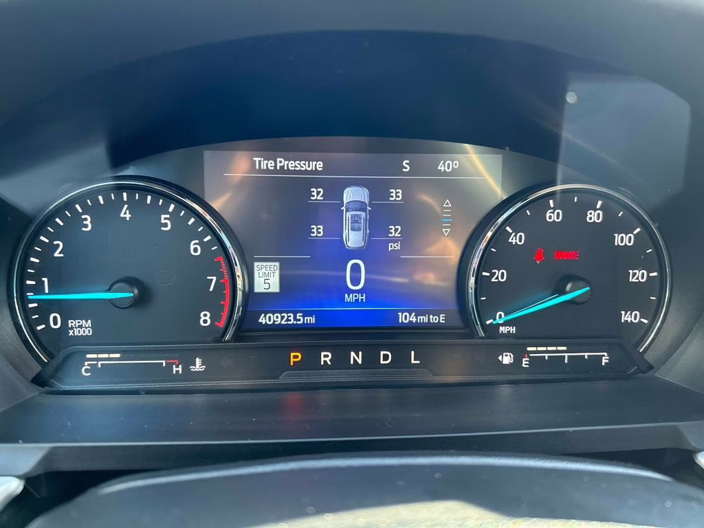 2022 Black Metallic Ford Explorer XLT 4X4 SUV