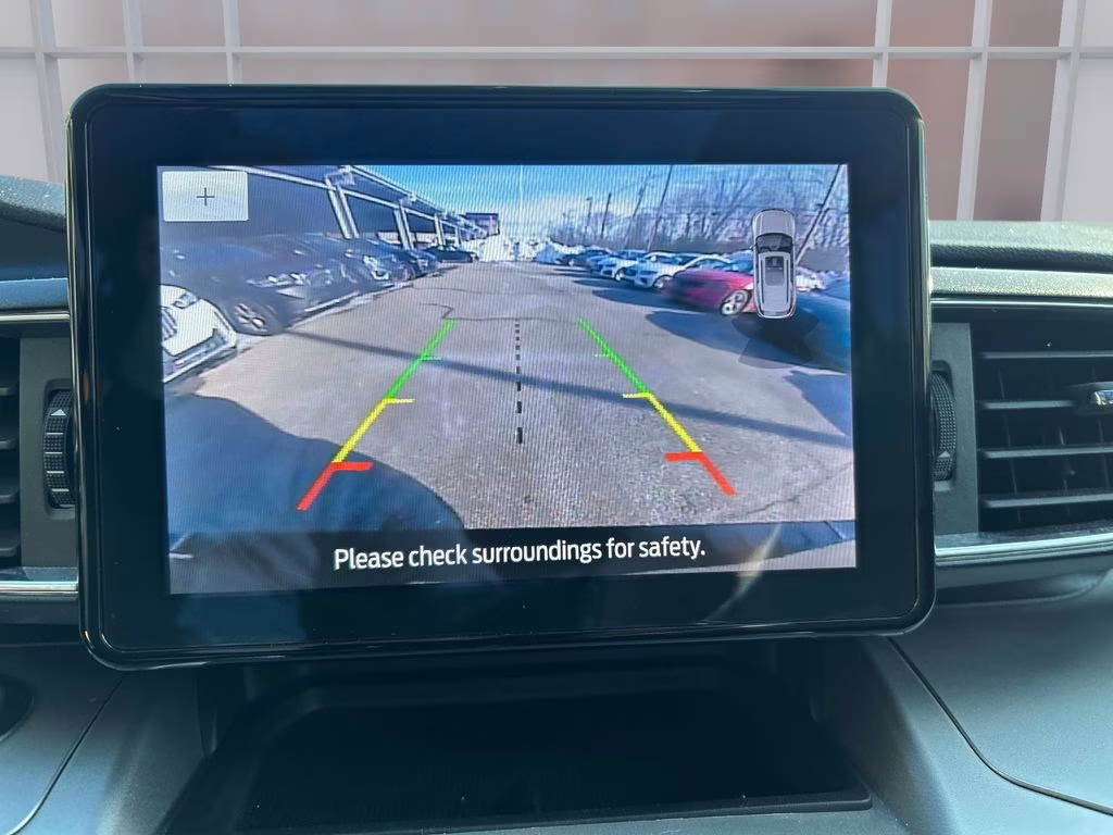 2022 Black Metallic Ford Explorer XLT 4X4 SUV