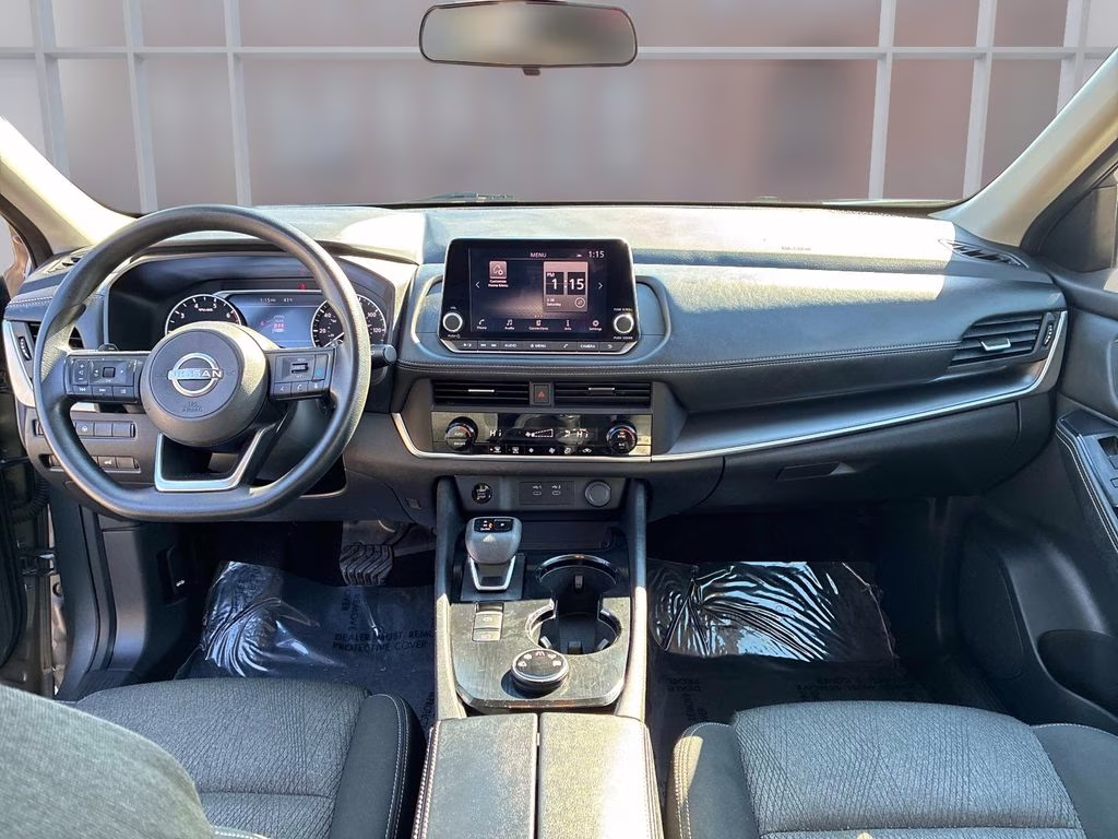 2024 Gun Metallic Nissan Rogue SV AWD SUV