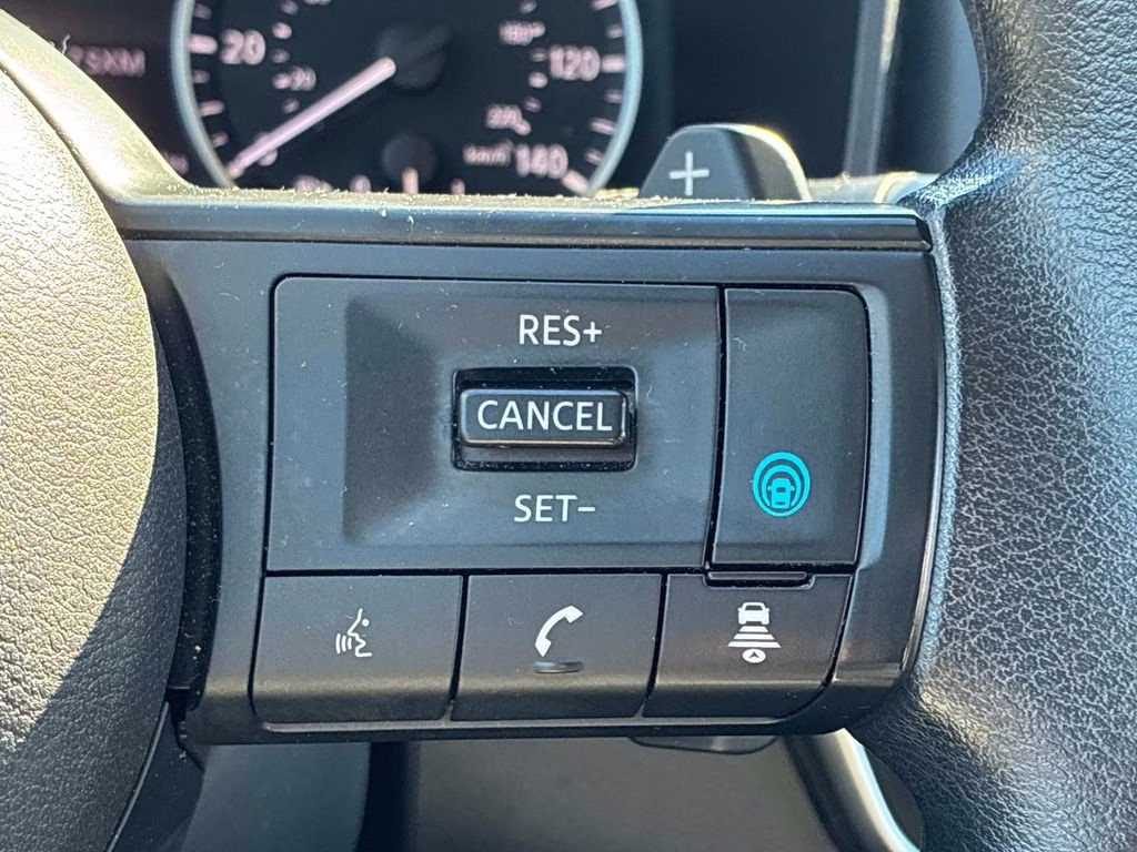 2024 Gun Metallic Nissan Rogue SV AWD SUV