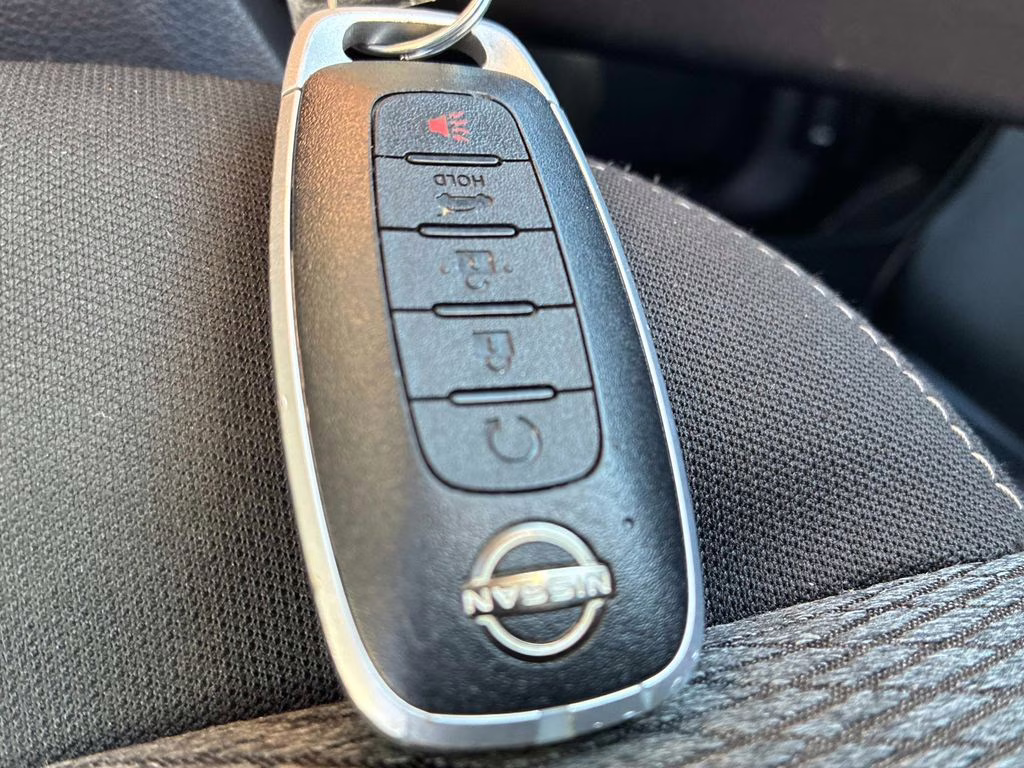 2024 Gun Metallic Nissan Rogue SV AWD SUV