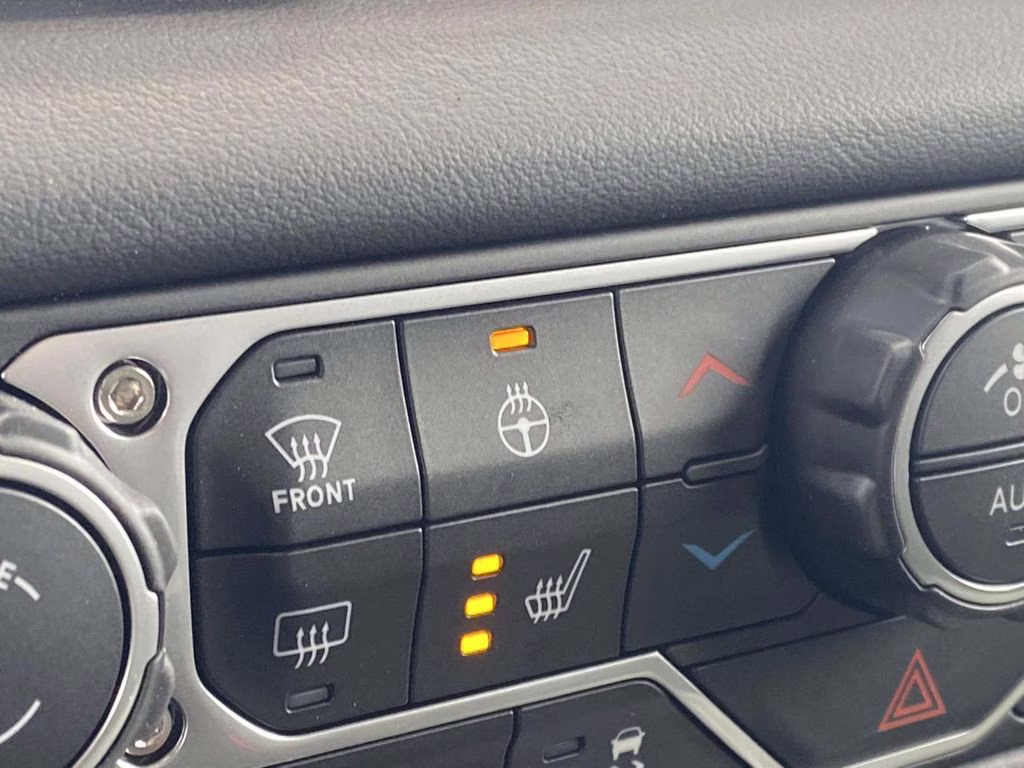 2026 Bright White Clearcoat Jeep Gladiator Mojave X 4X4 Truck