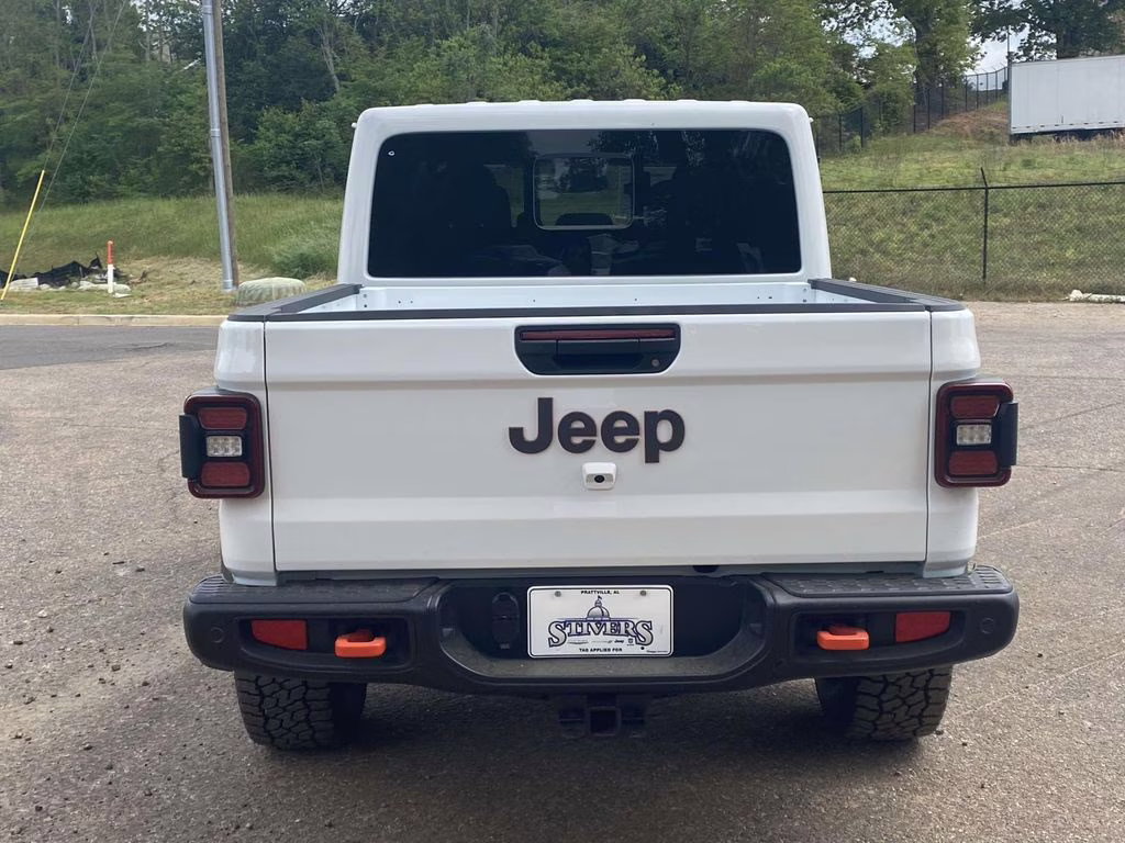 2026 Bright White Clearcoat Jeep Gladiator Mojave X 4X4 Truck