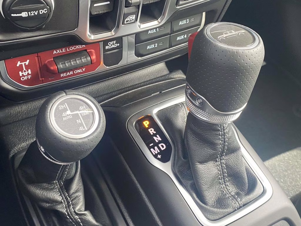 2026 Bright White Clearcoat Jeep Gladiator Mojave X 4X4 Truck