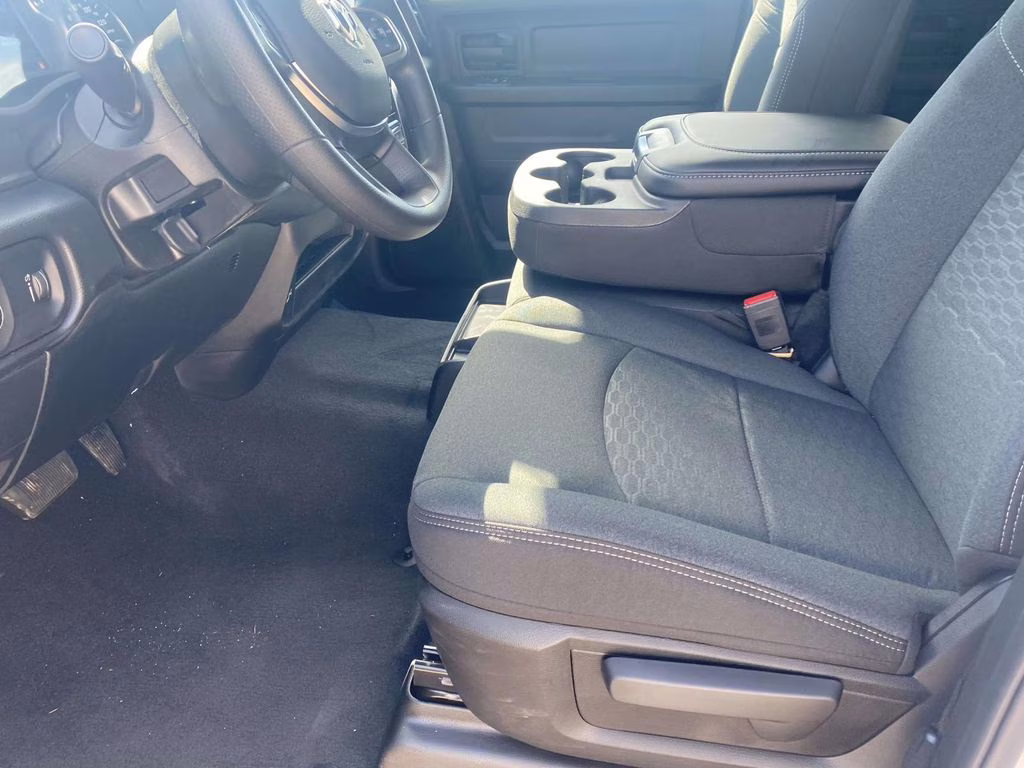 2026 Bright White Clearcoat Ram 2500 Tradesman 4X4 Truck