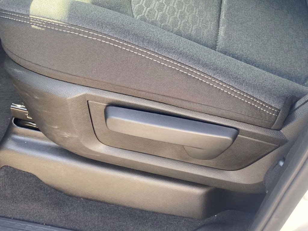 2026 Bright White Clearcoat Ram 2500 Tradesman 4X4 Truck