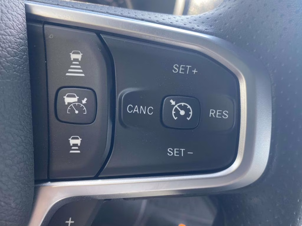 2026 Bright White Clearcoat Ram 2500 Tradesman 4X4 Truck