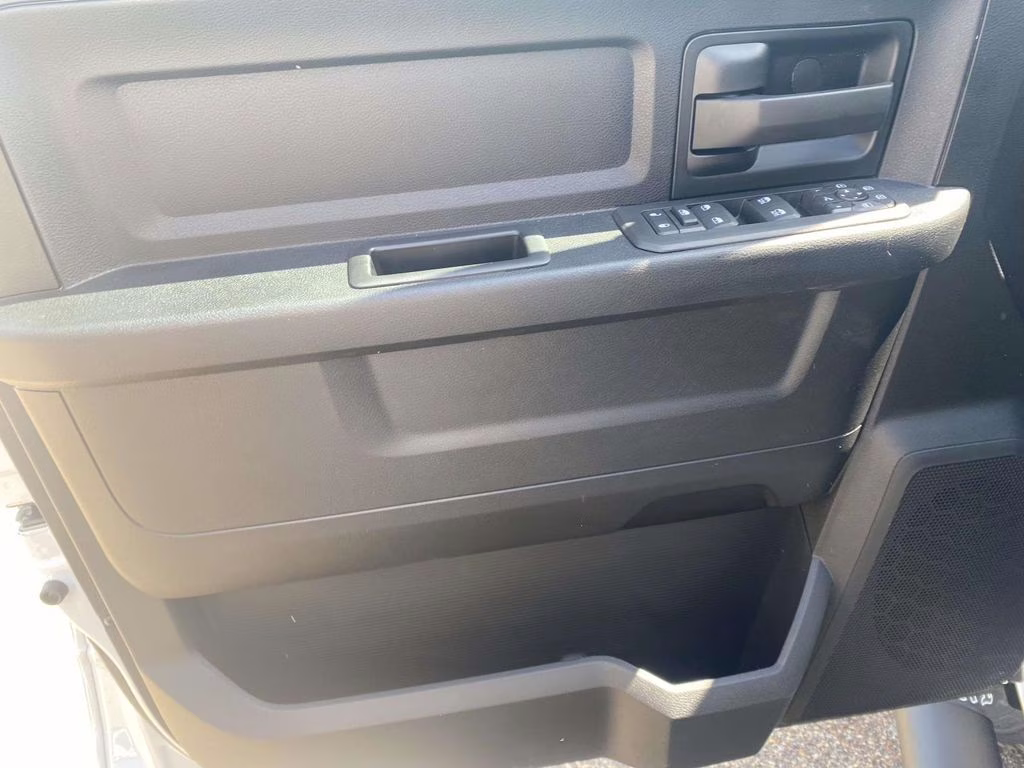 2026 Bright White Clearcoat Ram 2500 Tradesman 4X4 Truck