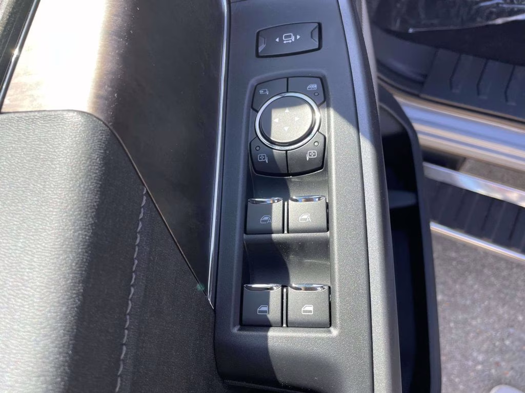 2026 Glacier Gray Metallic Tri-Coat Ford Super Duty F-250 SRW Lariat 4X4 Truck